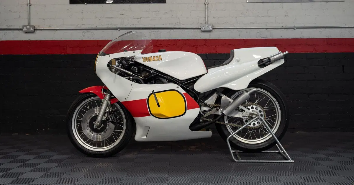 "New old stock": all'asta una Yamaha TZ500 del 1982