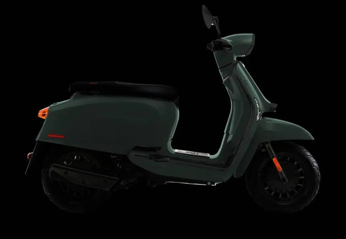 Lambretta V125 Special (2021 - 26) (5)