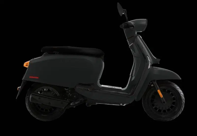 Lambretta V50 Special (2021 - 26) (3)
