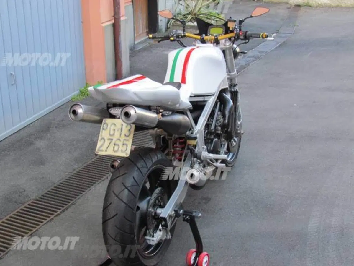 Le Strane di Moto.it: Suzuki RG 500 Gamma
