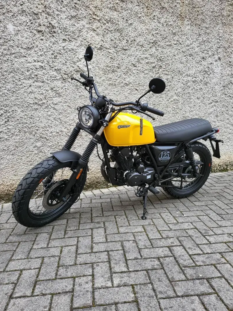 Brixton Motorcycles Cromwell 125 CBS (2021 - 26) (2)