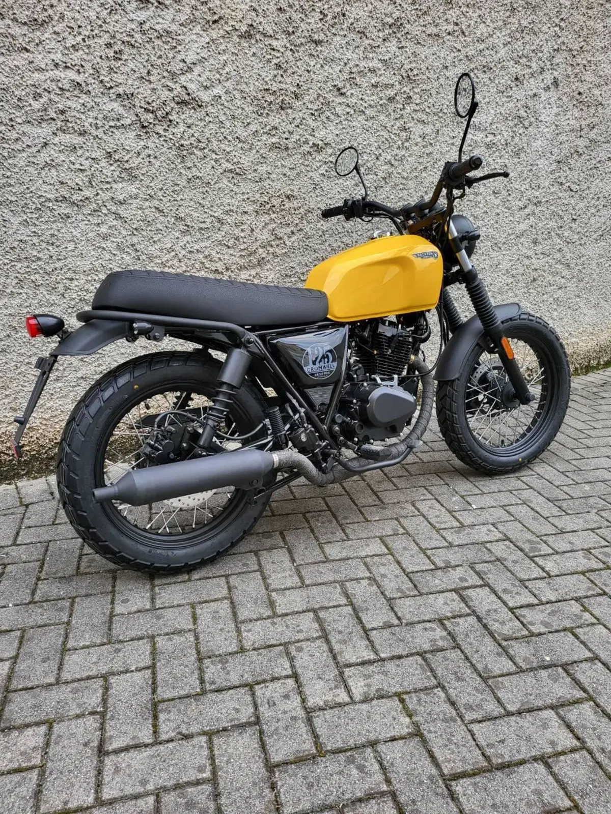Brixton Motorcycles Cromwell 125 CBS (2021 - 26) (3)