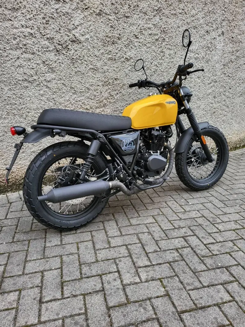Brixton Motorcycles Cromwell 125 CBS (2021 - 26) (3)