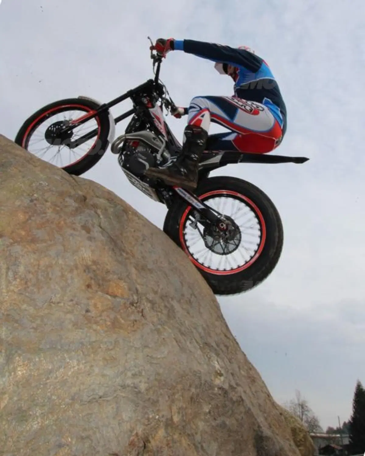 Beta Evo 300 Factory Official by James Dabill (2)
