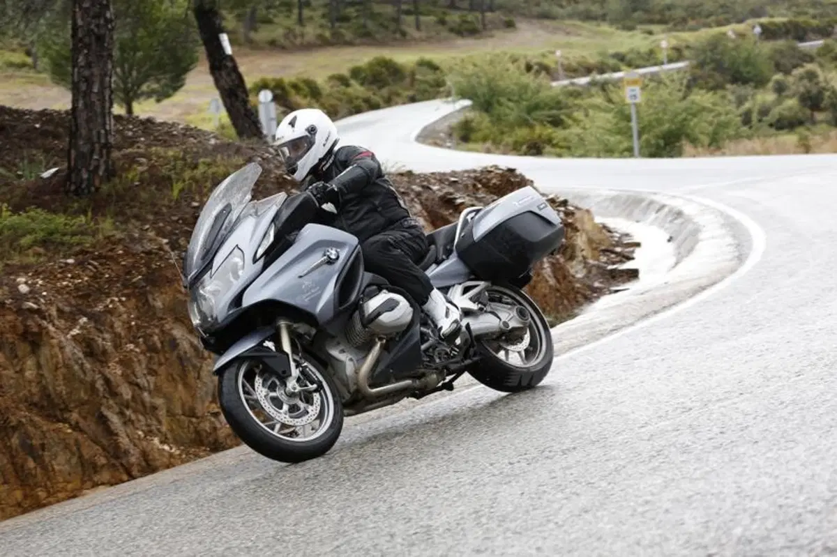 Test Michelin Pilot Road 4: Tre in Uno per ogni moto e situazione (2)