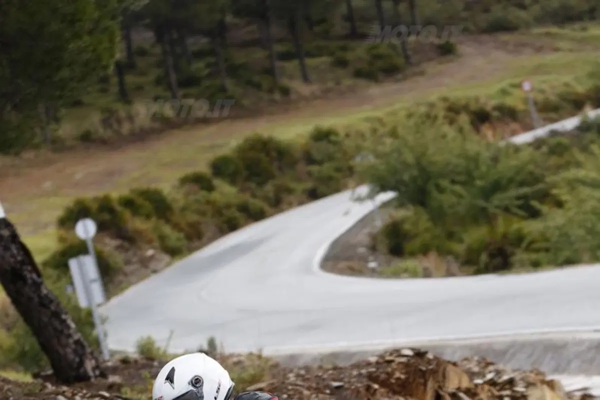 Test Michelin Pilot Road 4: Tre in Uno per ogni moto e situazione (3)