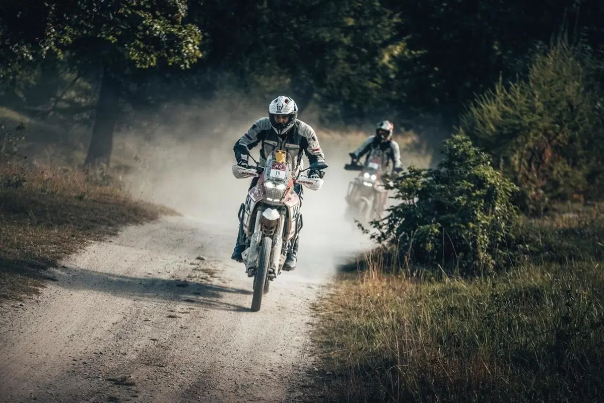 Yamaha T&eacute;n&eacute;r&eacute; Spirit 2022, l'avventura &egrave; senza confini