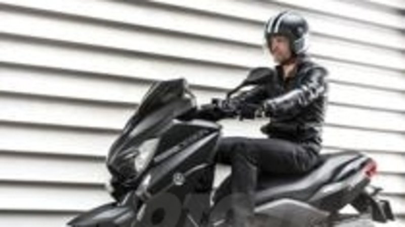 Yamaha X-Max 400 Momodesign: nuovo look