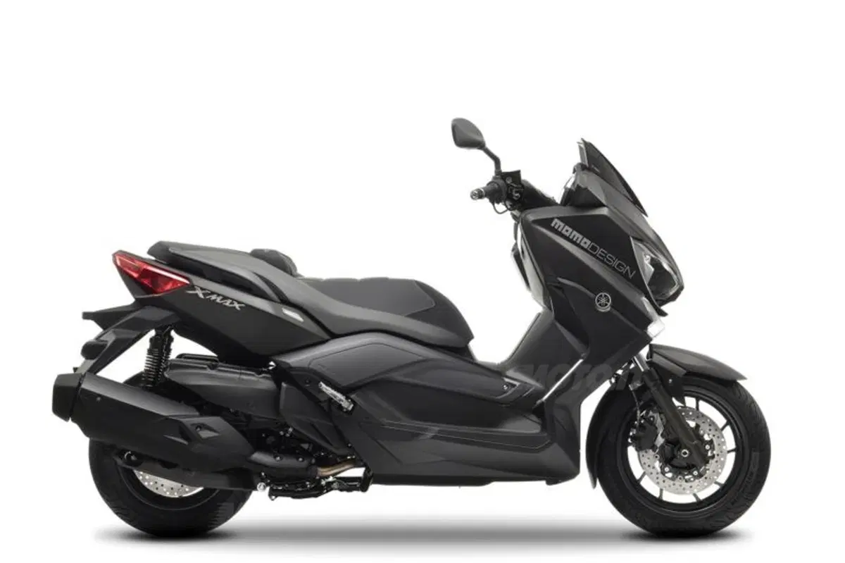 Yamaha X-Max 400 Momodesign: nuovo look (8)