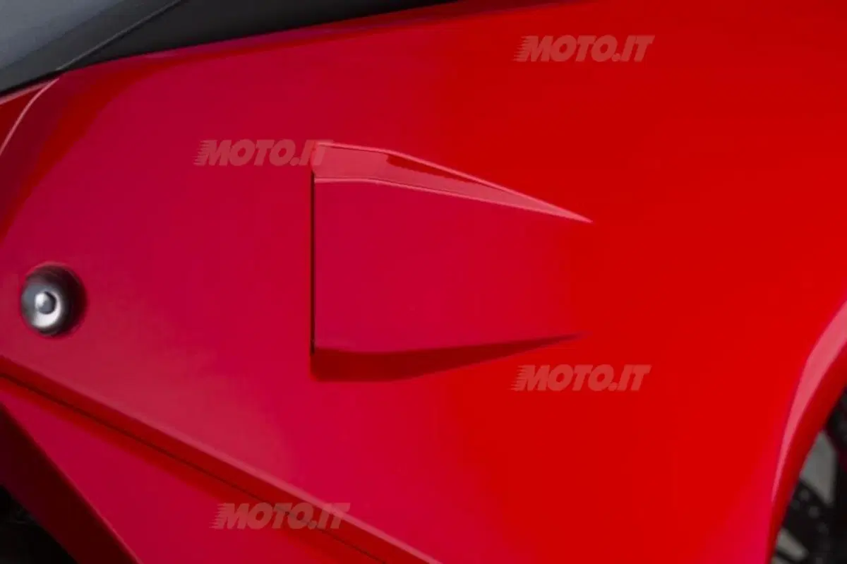 Honda VFR 800F 2014   (48)