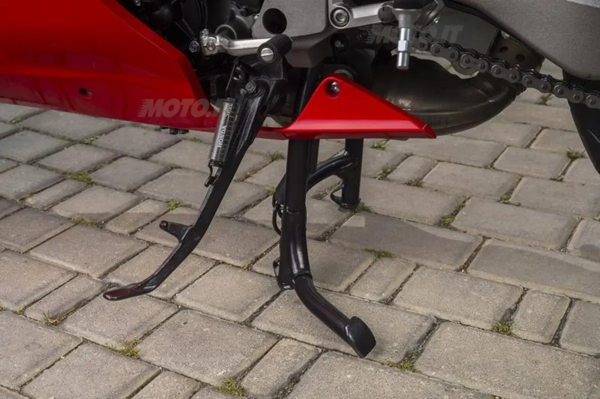 Honda VFR 800F 2014   (50)