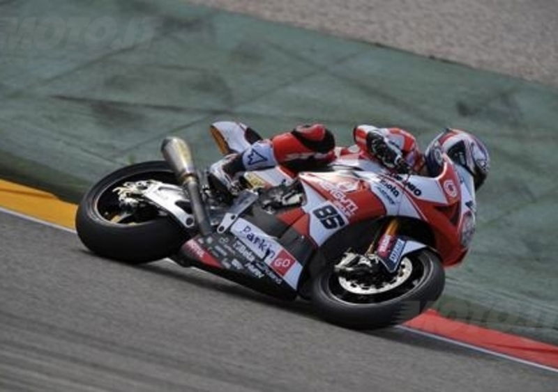 SBK. Melandri chiude in testa le prove del sabato ad Aragon