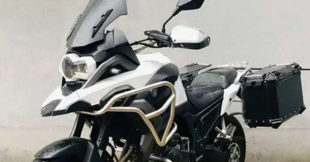 Moxiao stavolta clona la BMW R1250GS con la MX500-7D