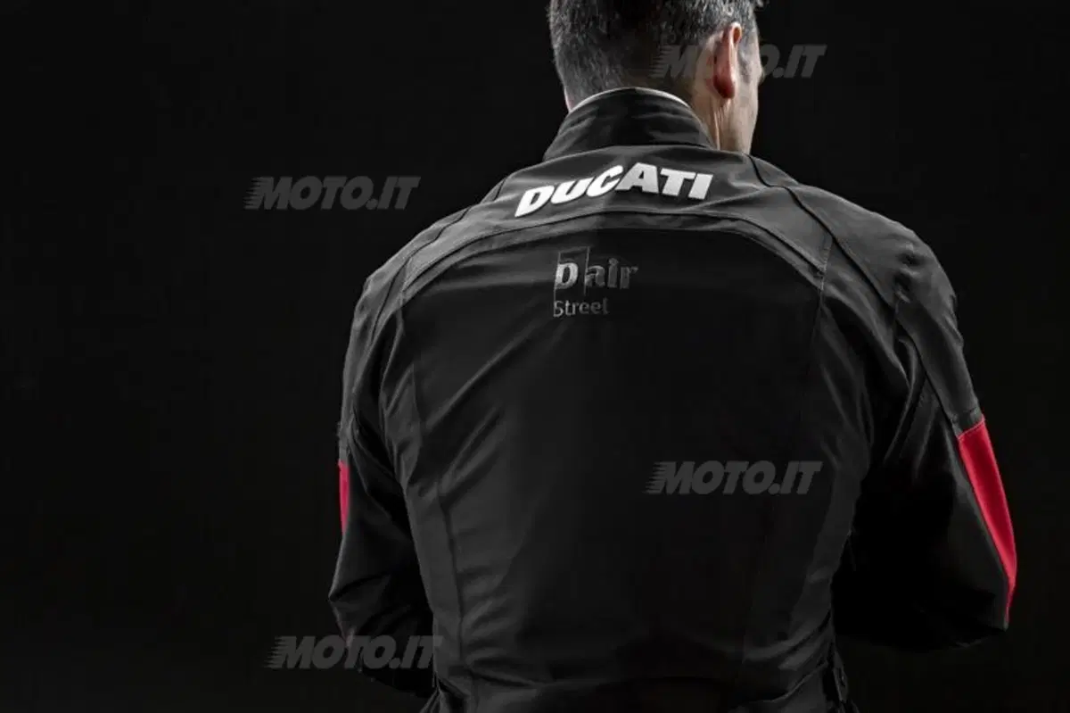 Da Dainese il primo sistema airbag integrato nella giacca sulla Ducati Multistrada (3)