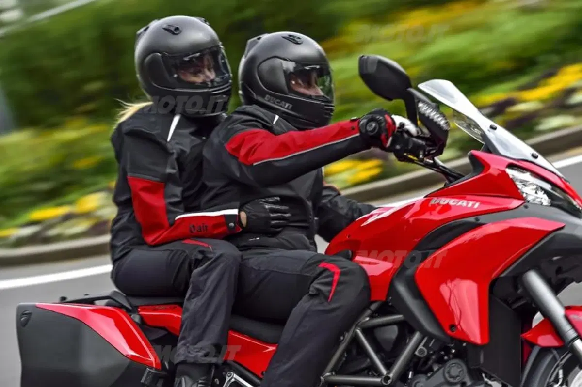 Da Dainese il primo sistema airbag integrato nella giacca sulla Ducati Multistrada (13)