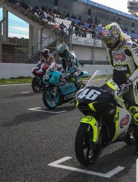 Petrarca in griglia a Jerez, dietro a Bulega e Mir