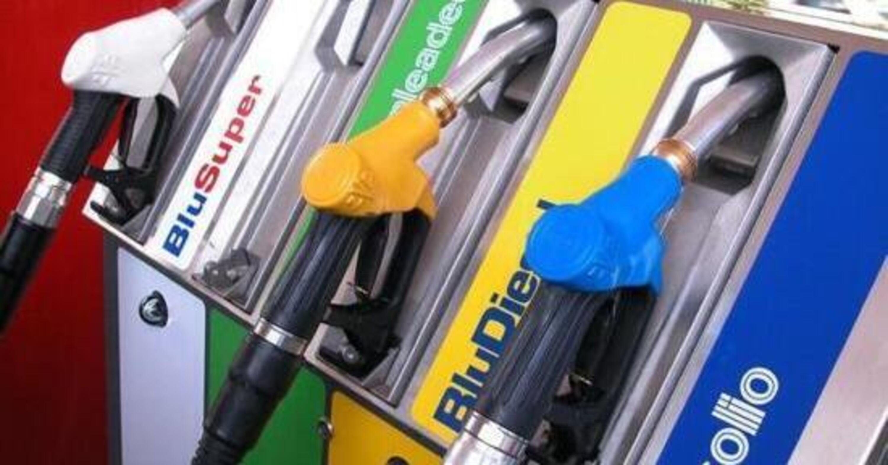 Aumentano i prezzi dei carburanti. Benzinai lanciano l&#039;allarme chiusure