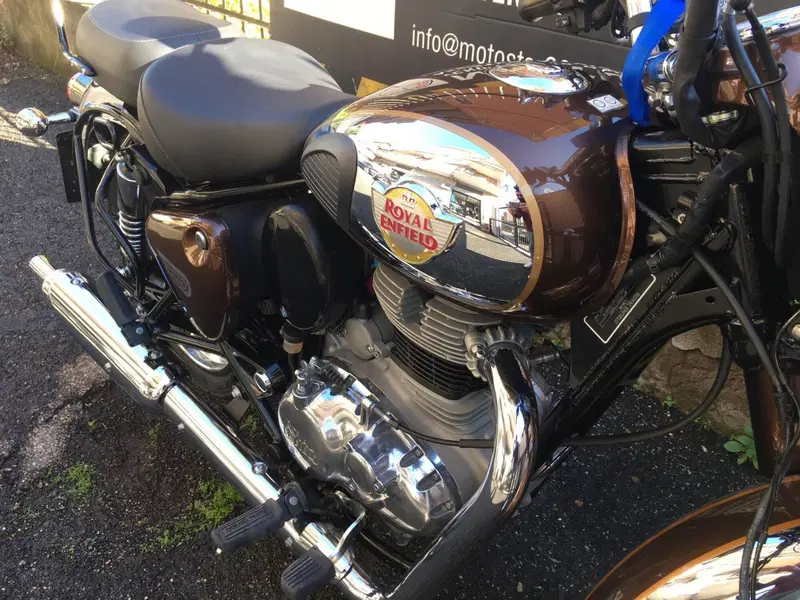 Royal Enfield Classic 350 (2021 - 26) (2)
