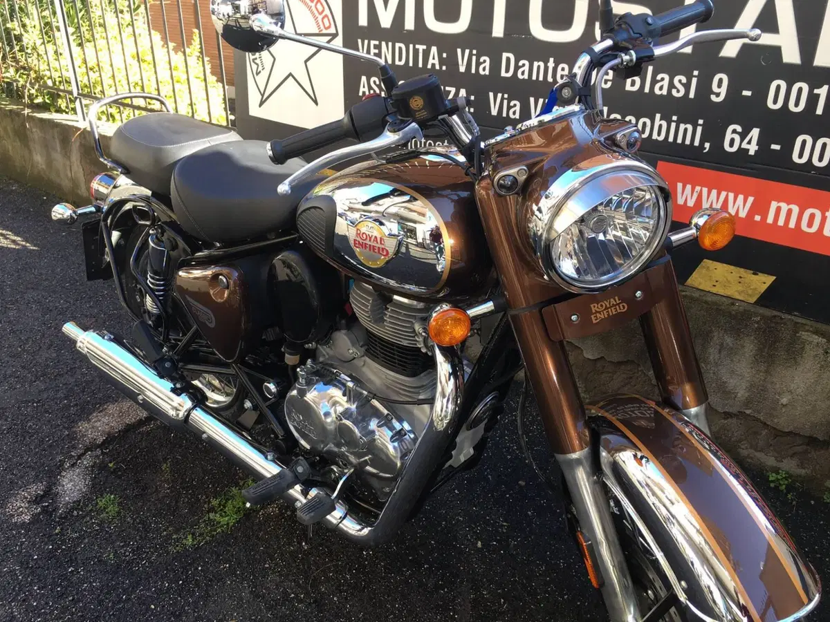 Royal Enfield Classic 350 (2021 - 26) (5)