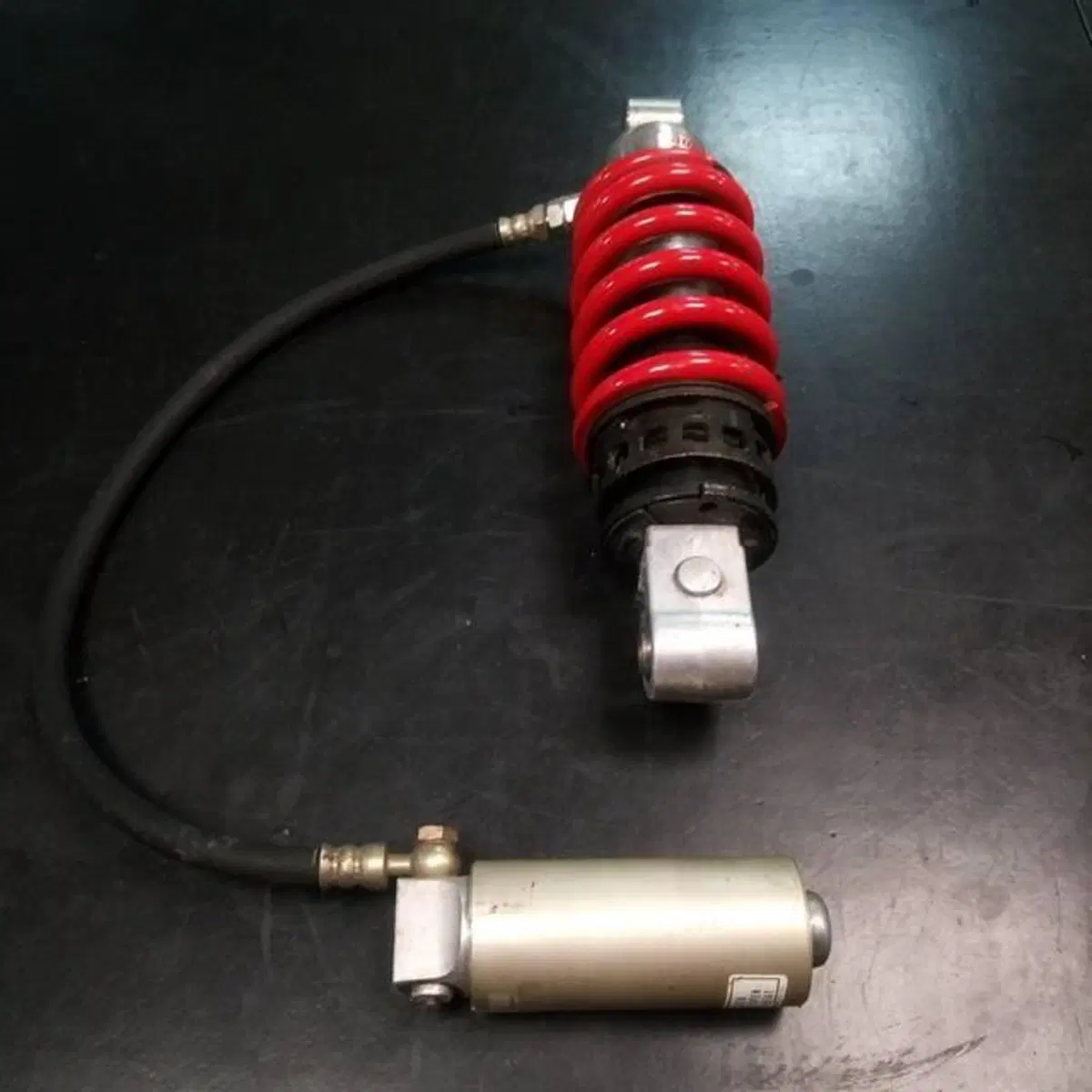 monoammortizzatore CBR600 Honda