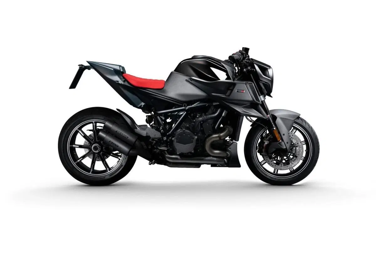 KTM Brabus 1300 R, la serie speciale da 39.500 euro