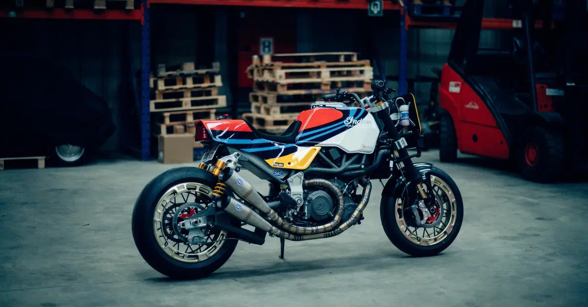 Indian FTR AMA by Workhorse Speed Shop. Special d'autore