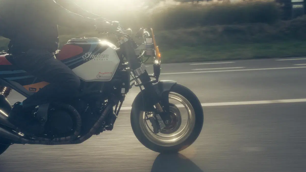 Indian FTR AMA by Workhorse Speed Shop. Special d'autore (4)