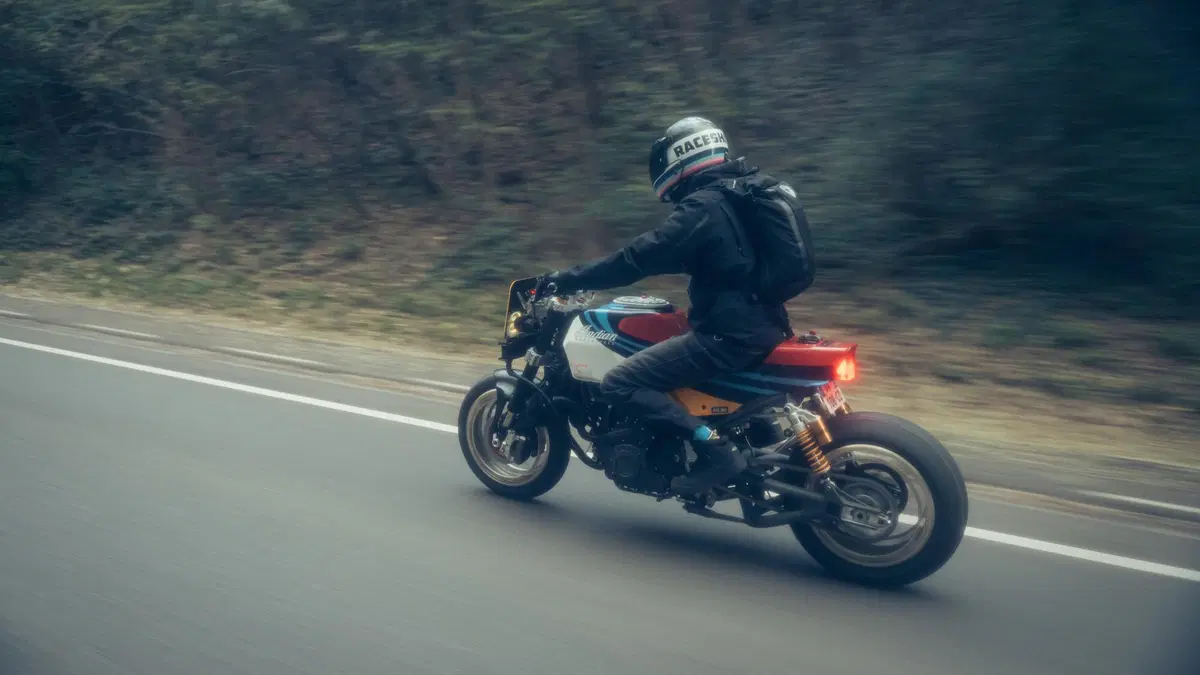 Indian FTR AMA by Workhorse Speed Shop. Special d'autore (6)