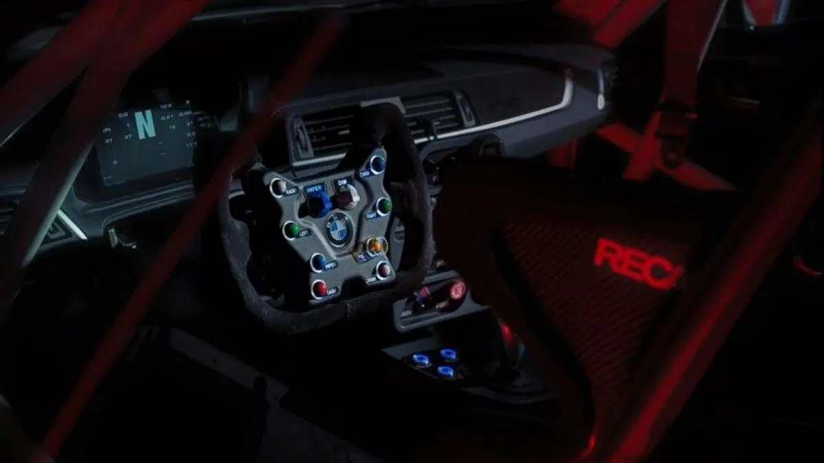 In MotoGP arriva la BMW M2 CS Racing. La Safety Car da corsa (10)