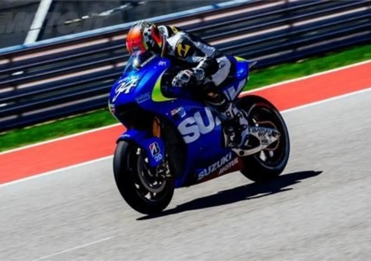 Schwantz prova la Suzuki MotoGP: "Pronta per correre" 