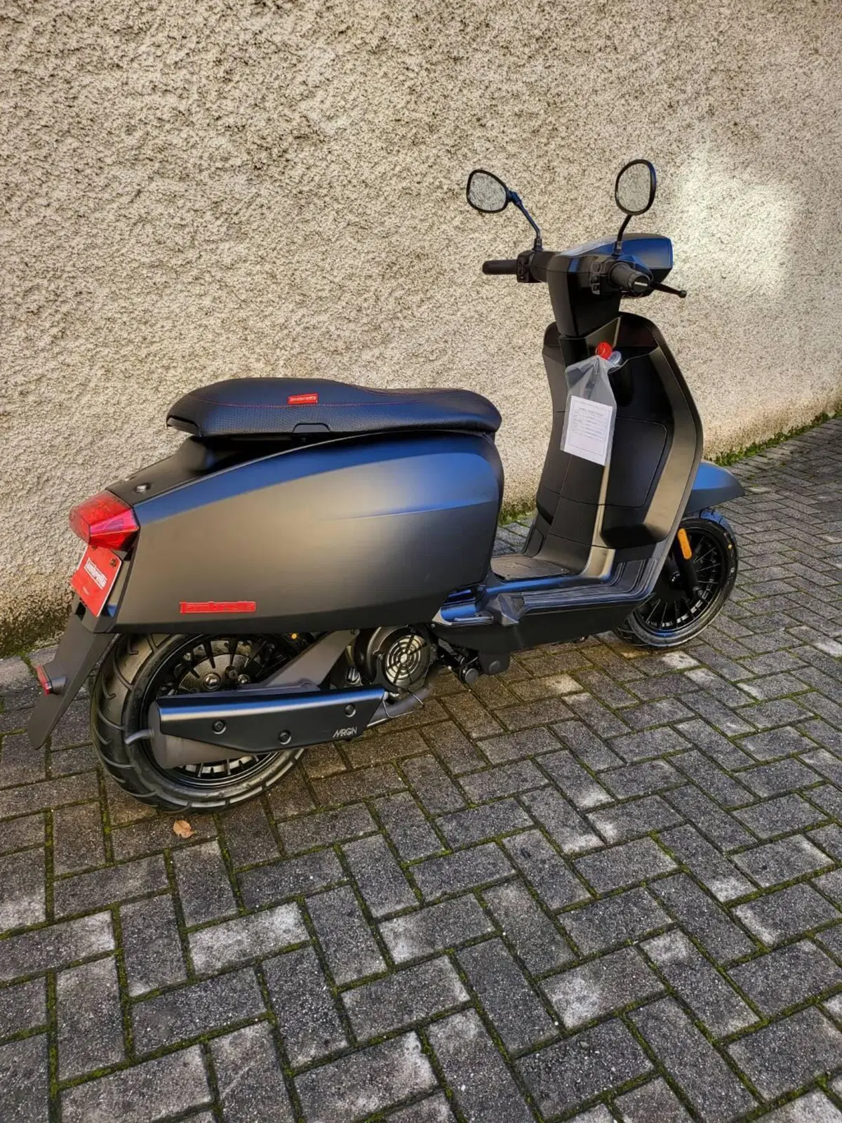Lambretta V125 Special (2021 - 26) (4)