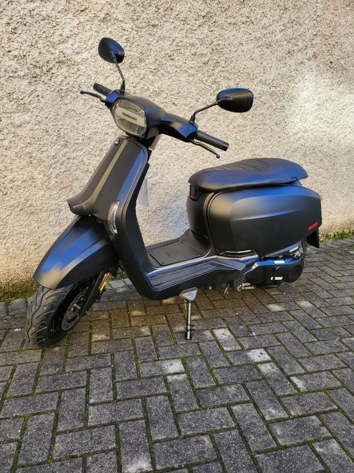 Lambretta V125 Special (2021 - 26) (2)