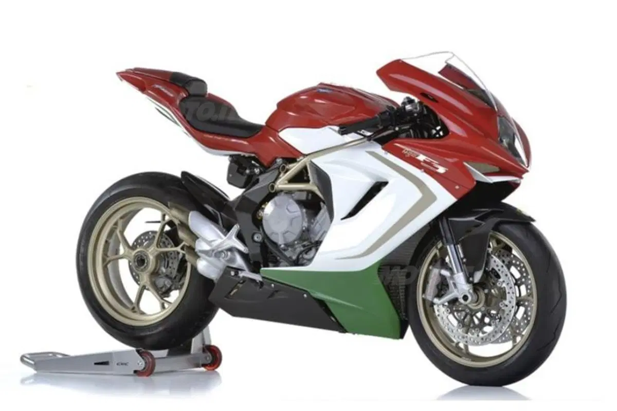 MV Agusta F3 800 Ago: il mito di Agostini è servito (2)