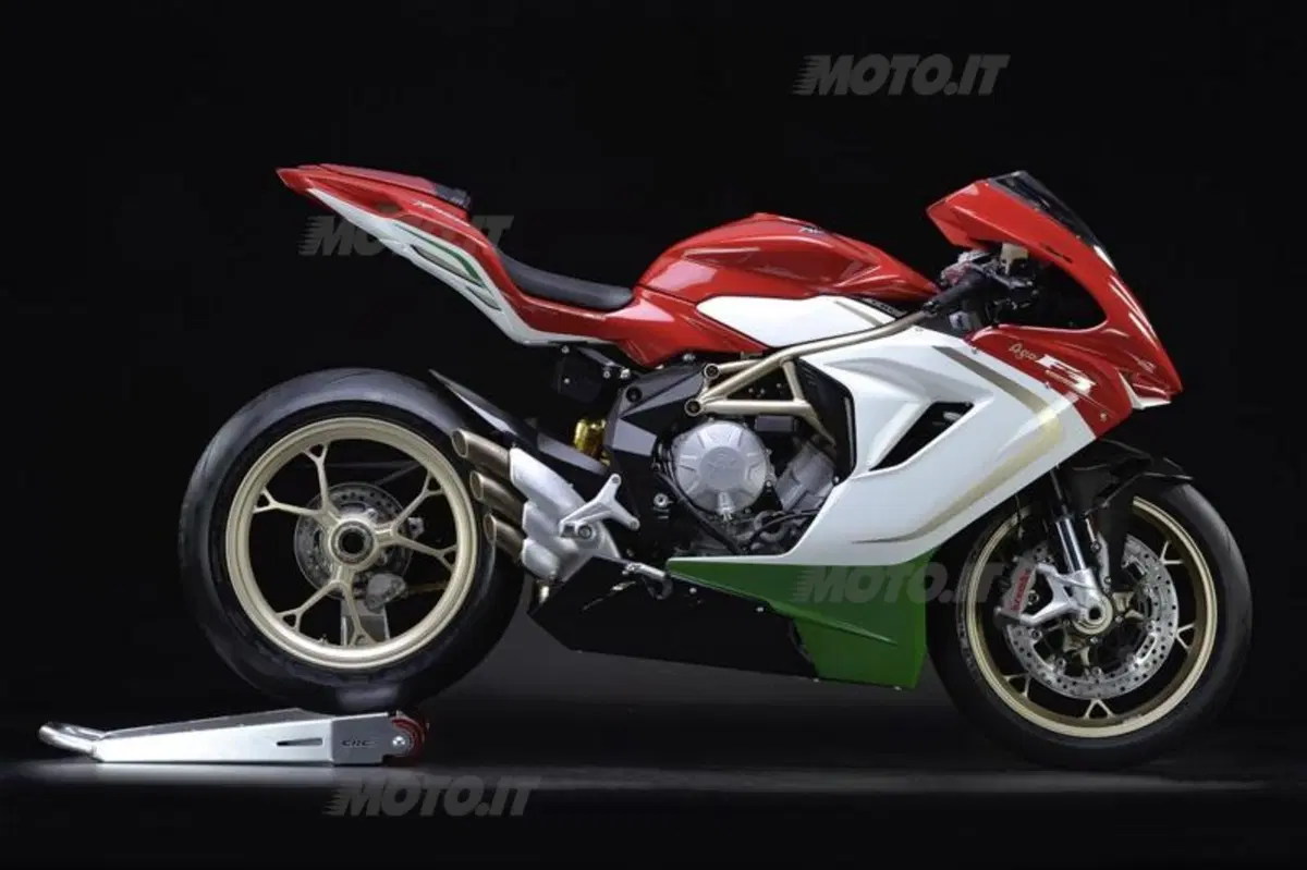 MV Agusta F3 800 Ago: il mito di Agostini è servito (5)