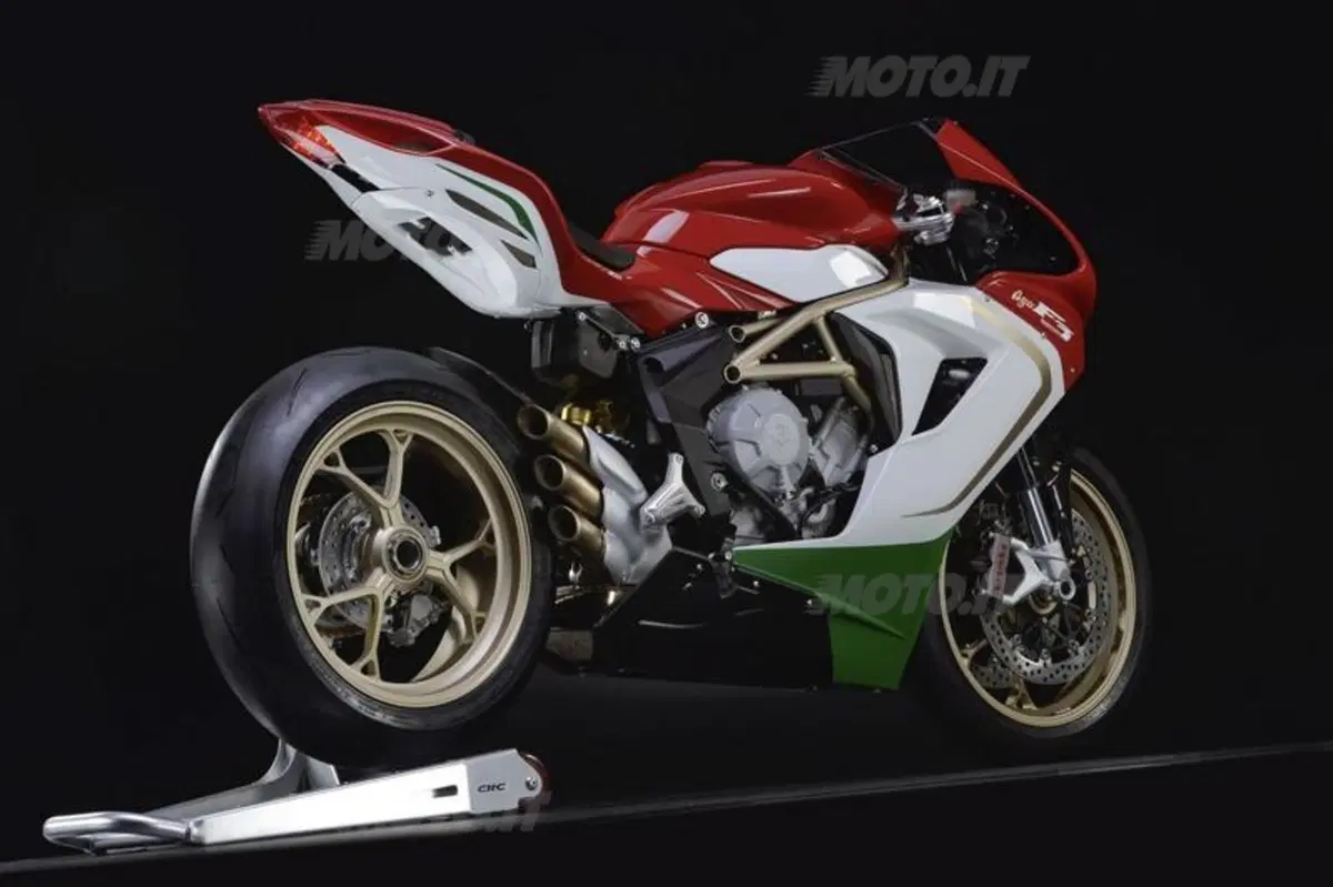 MV Agusta F3 800 Ago: il mito di Agostini è servito (9)