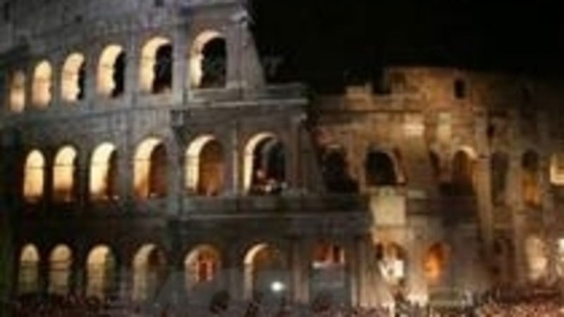 Roma: Fori Imperiali chiusi al traffico venerd&igrave; 18. Deviazioni per 12 linee Atac 