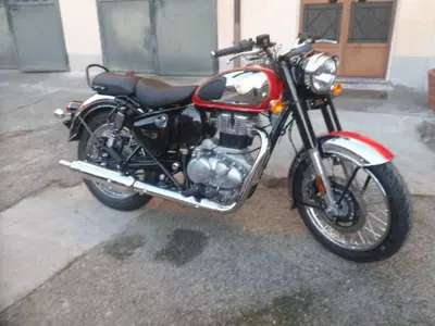 Royal Enfield Classic 350 (2021 - 26) nuova