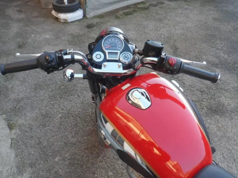 Royal Enfield Classic 350 (2021 - 26) (5)