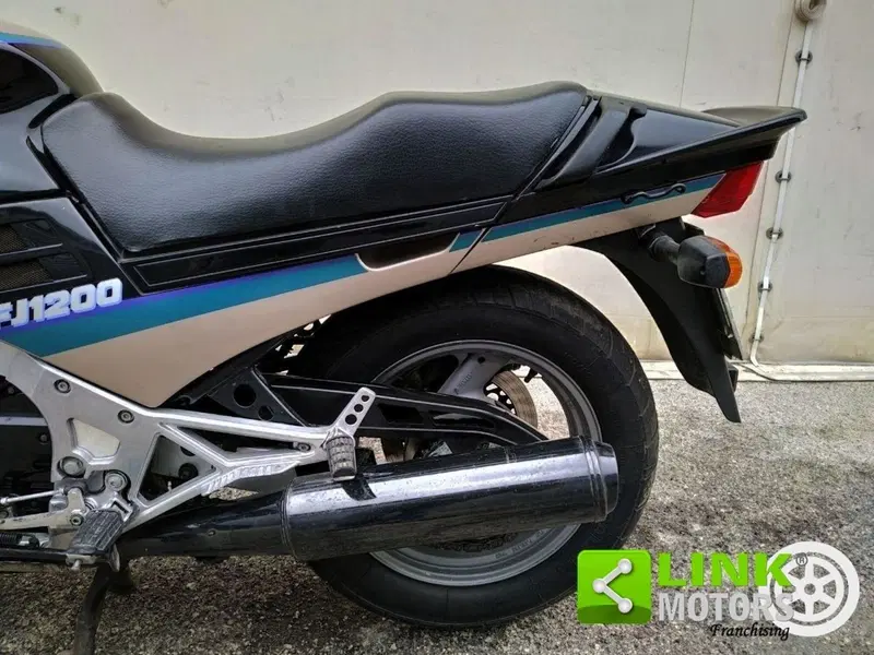 Yamaha FJ 1200 (8)