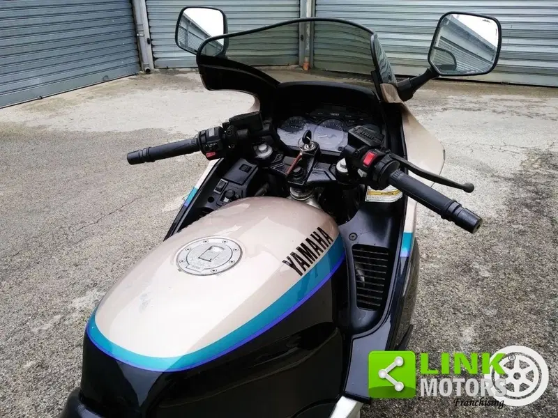 Yamaha FJ 1200 (3)