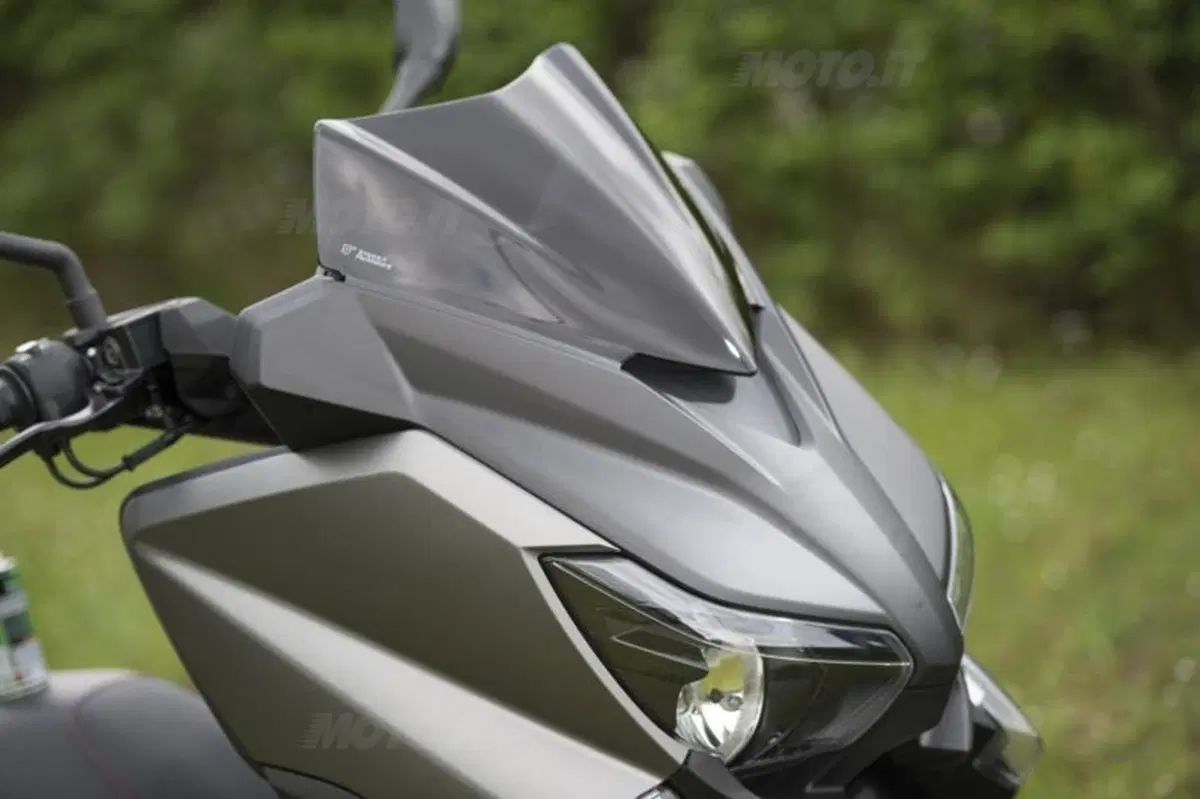 Yamaha X-Max 250 (37)