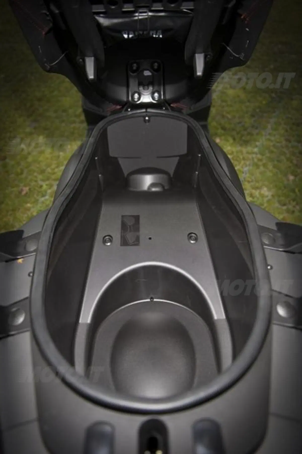 Yamaha X-Max 250 (41)
