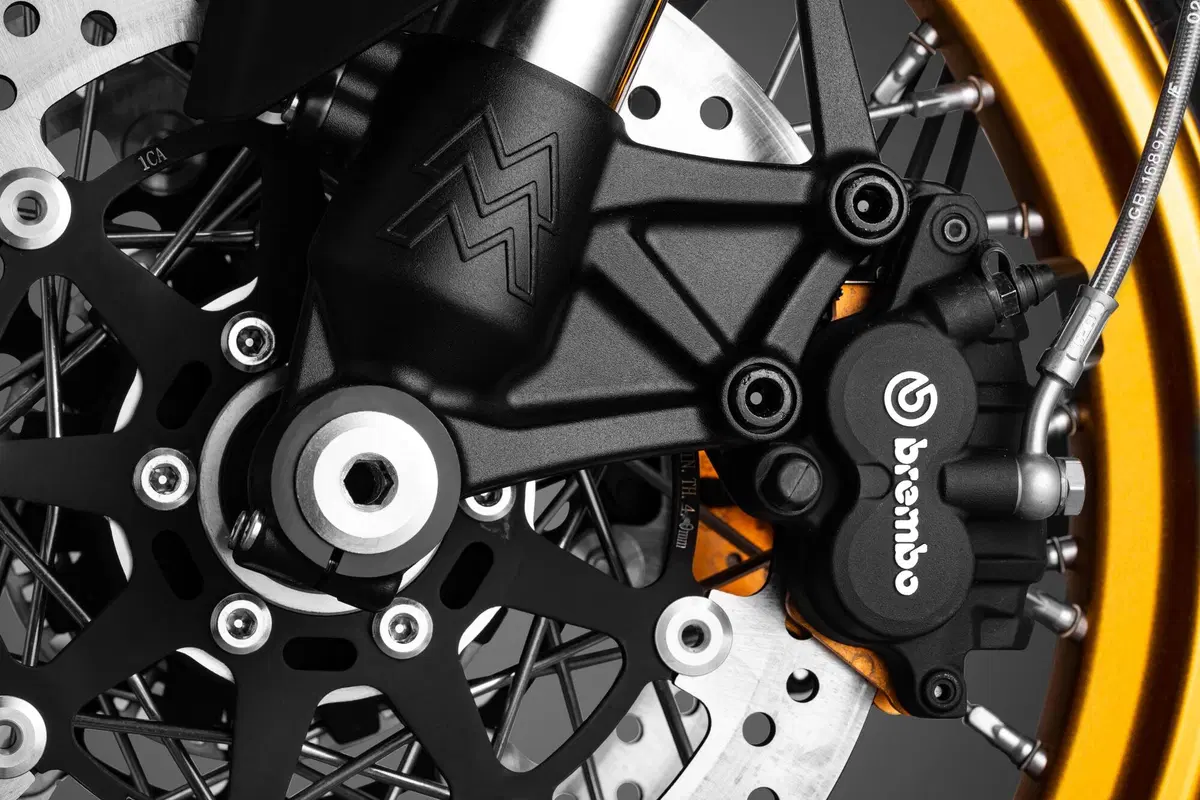 Moto Morini X-Cape Gold Wheels Edition 2022 (13)