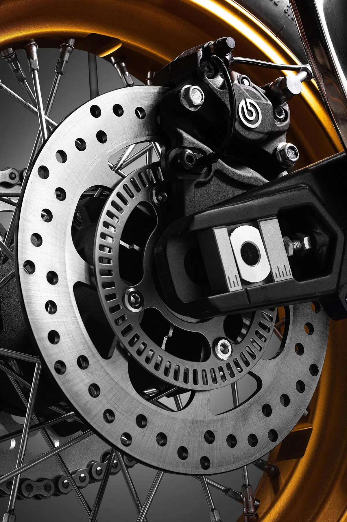Moto Morini X-Cape Gold Wheels Edition 2022 (15)