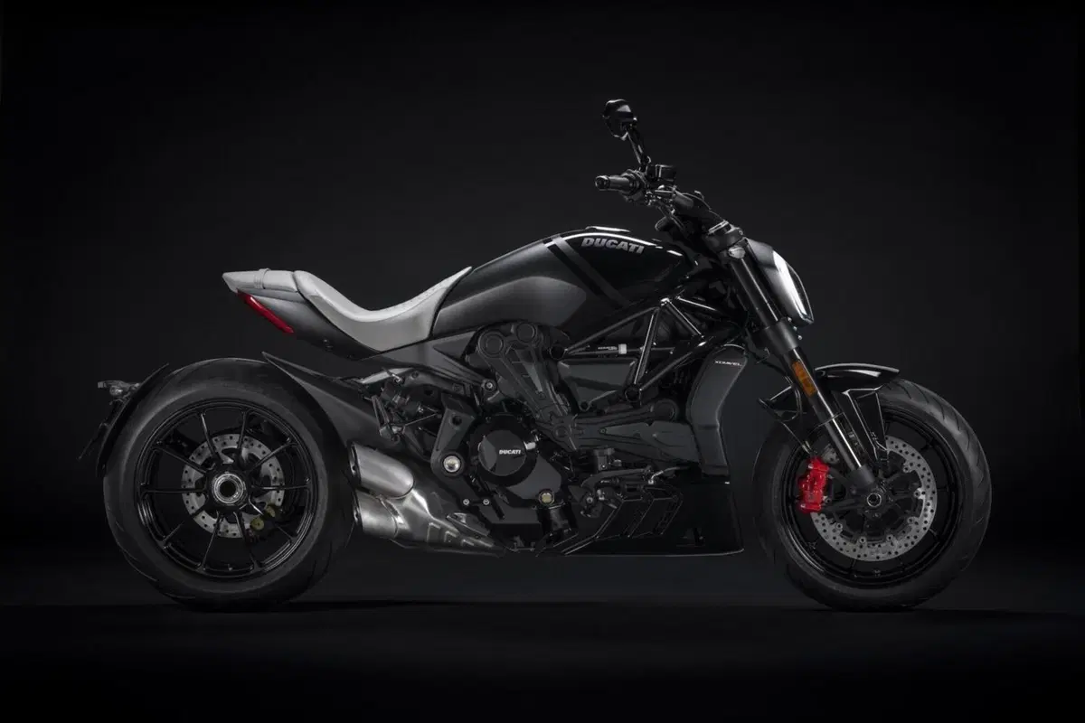 Ducati XDiavel 1262 XDiavel 1262 Nera (2022 - 23) (2)