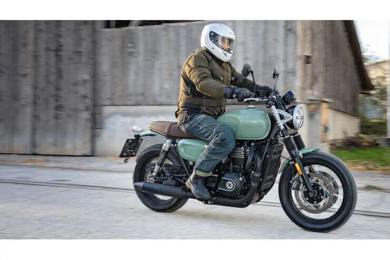 Brixton Motorcycles Cromwell 1200 (2022 - 26) (5)