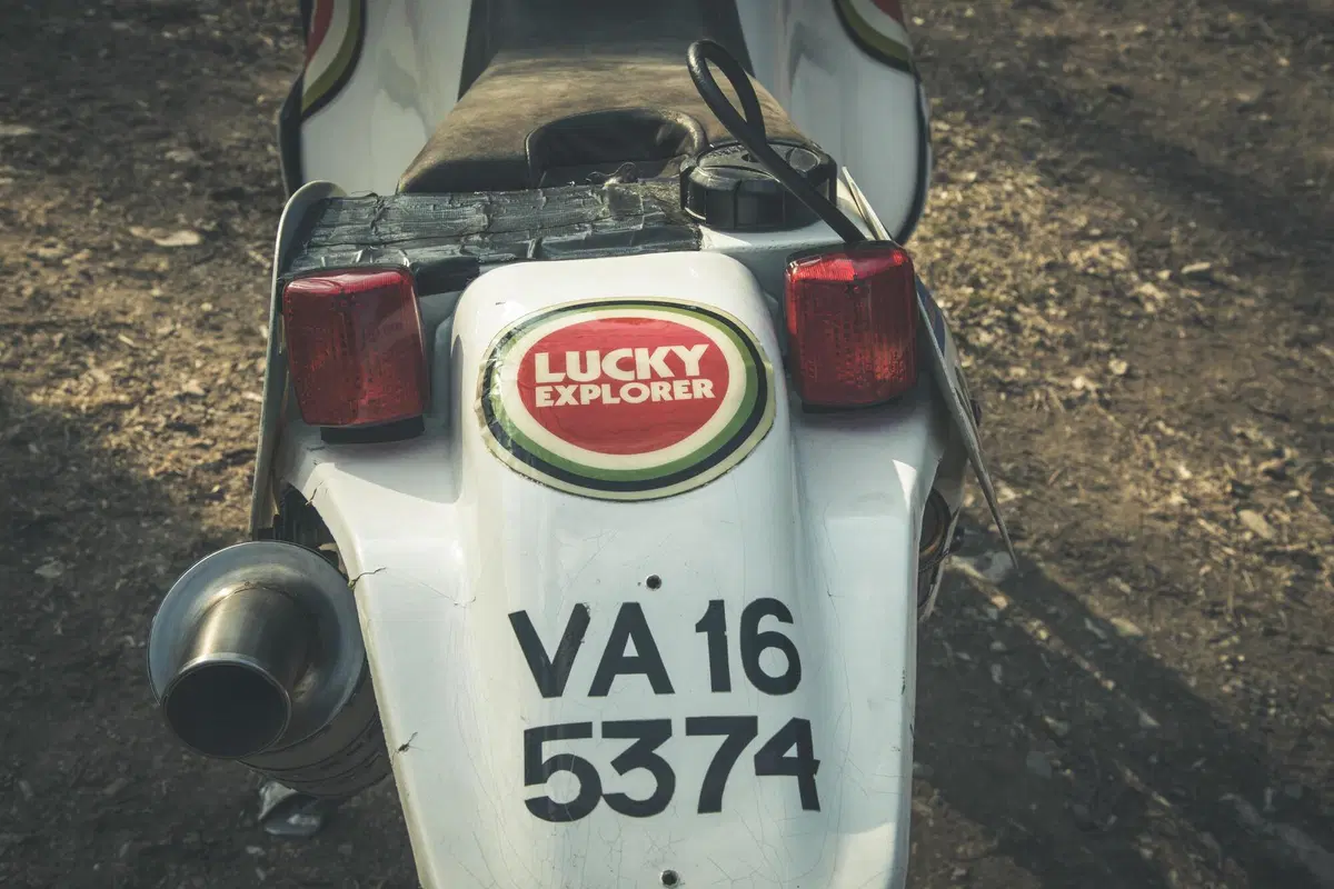 Abbiamo guidato la Cagiva Elefant 900 di Edi Orioli. Un test youngtimer esclusivo: che bomba! (16)