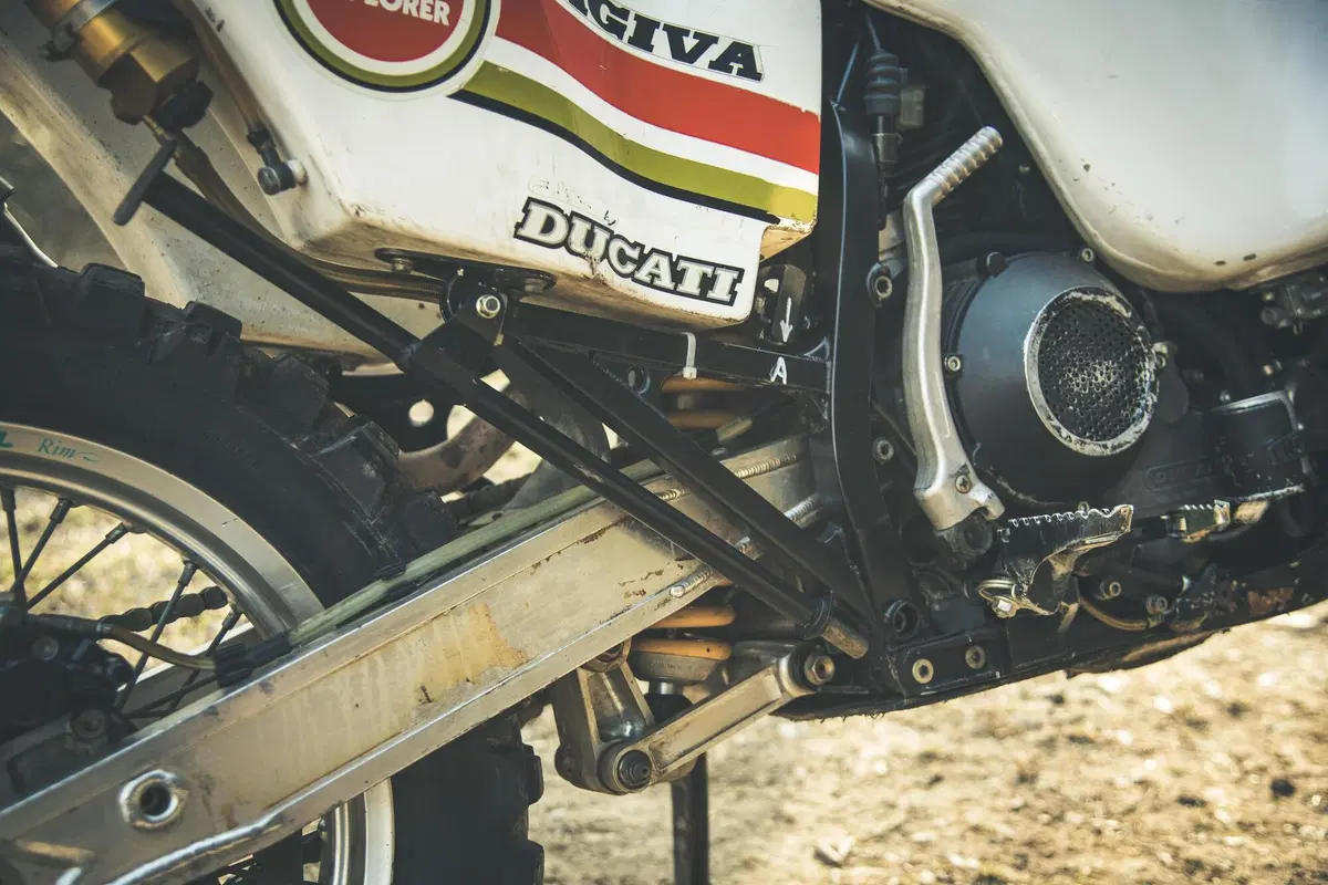 Abbiamo guidato la Cagiva Elefant 900 di Edi Orioli. Un test youngtimer esclusivo: che bomba! (21)
