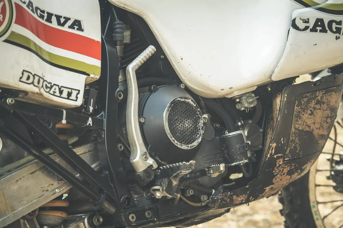 Abbiamo guidato la Cagiva Elefant 900 di Edi Orioli. Un test youngtimer esclusivo: che bomba! (35)