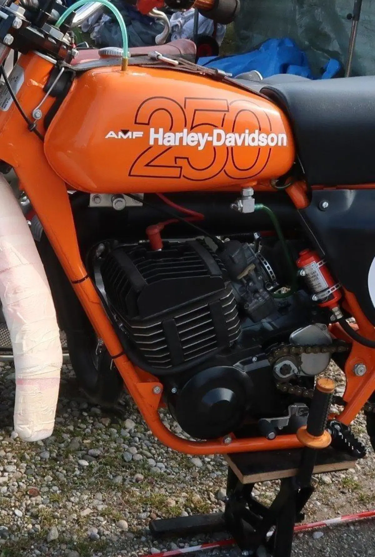 Epoca: Guzzi e Gilera protagoniste alla Mostra Scambio di Novegro  (13)